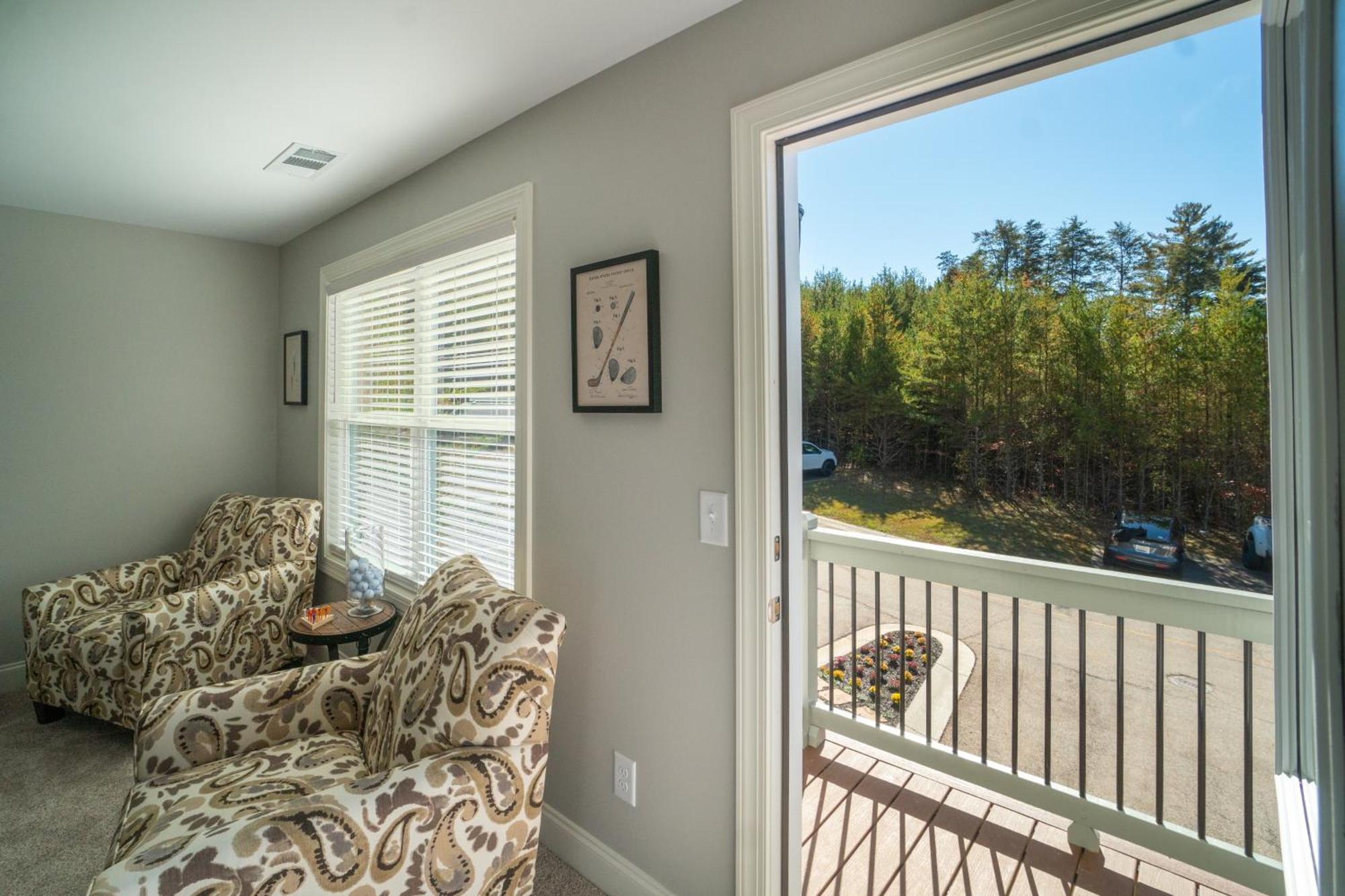 Par-Tee Haus I- Game Room & Hot Tub-Walk To Helen Εξωτερικό φωτογραφία