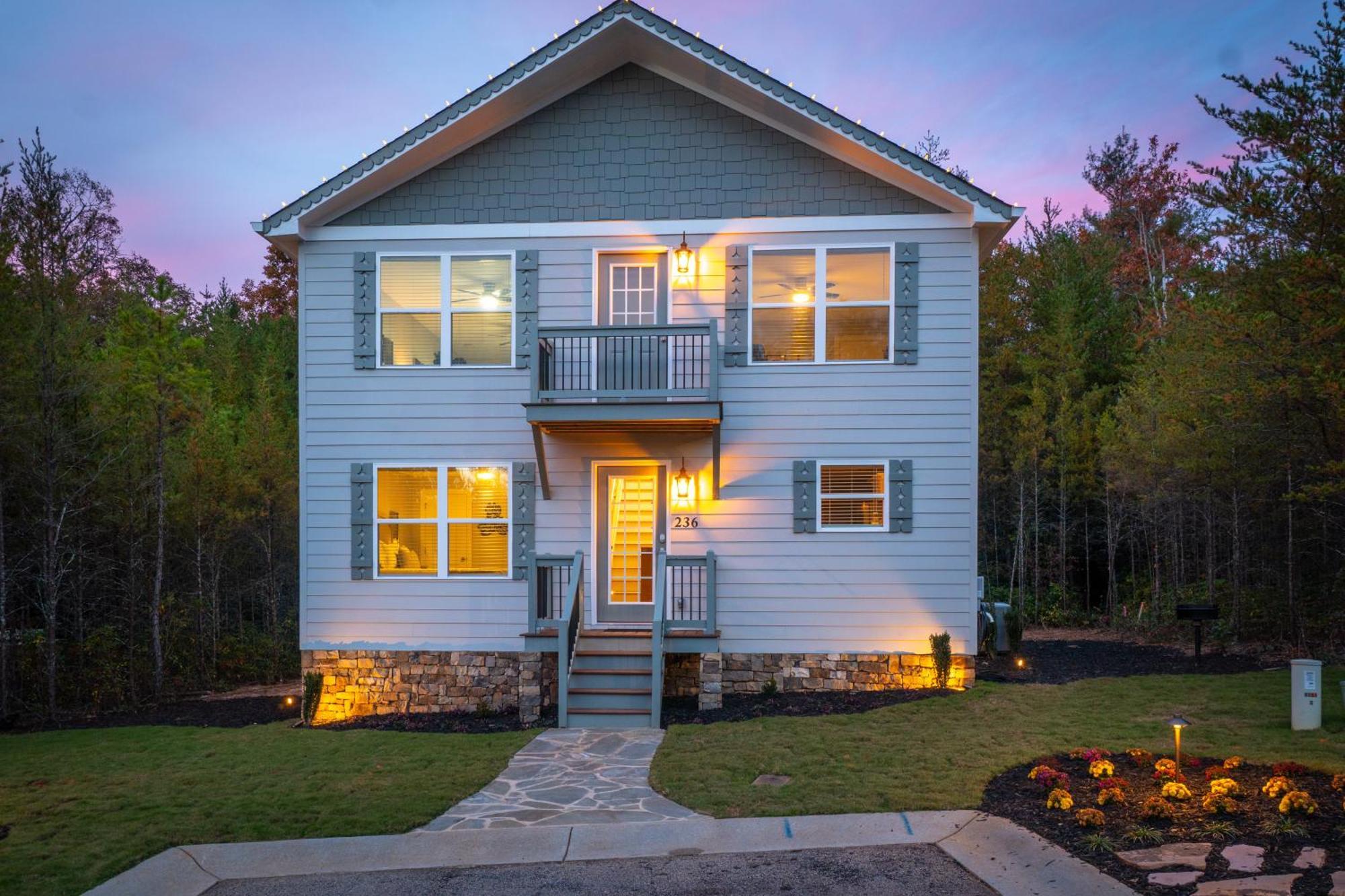 Par-Tee Haus I- Game Room & Hot Tub-Walk To Helen Εξωτερικό φωτογραφία