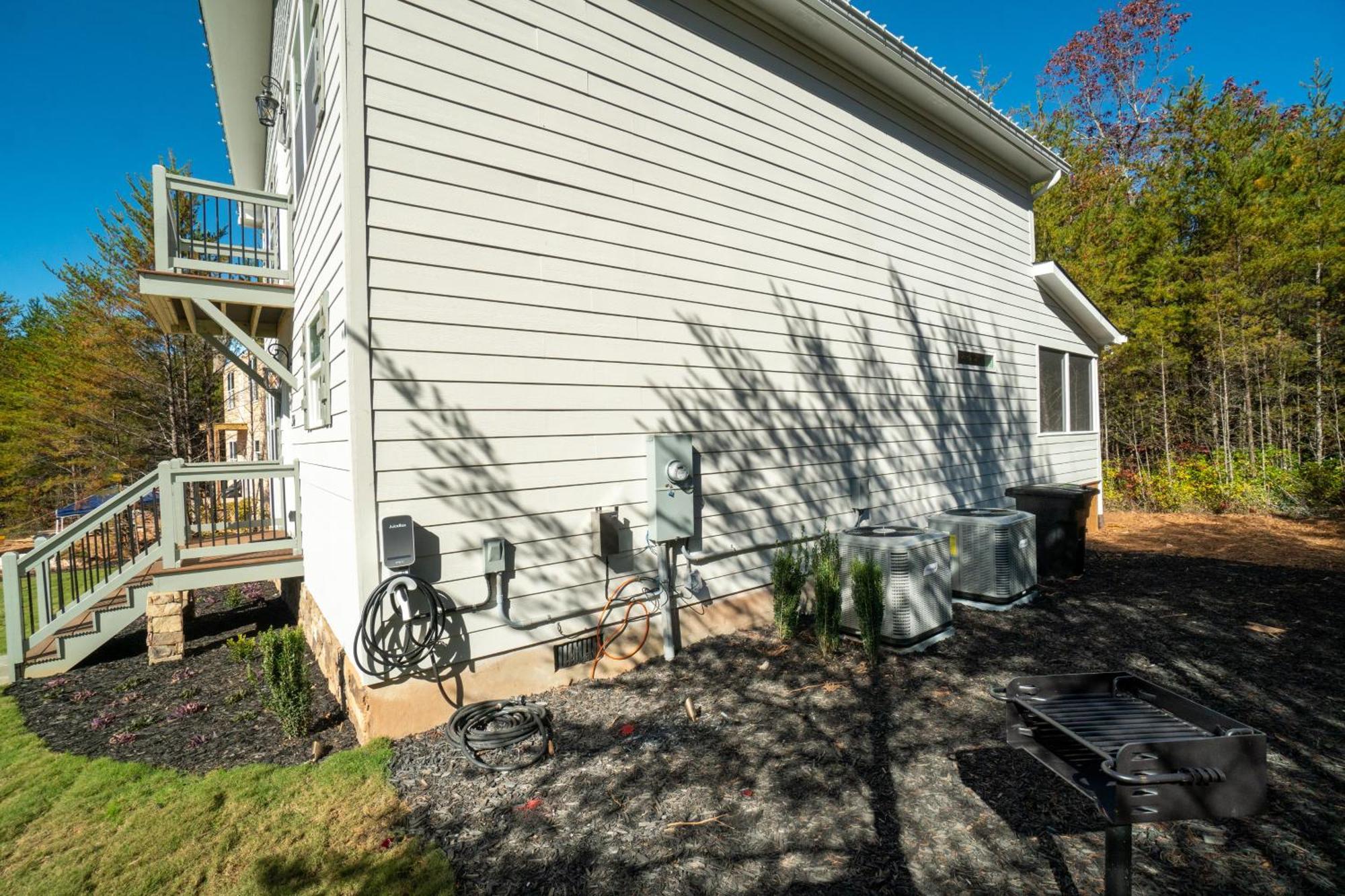 Par-Tee Haus I- Game Room & Hot Tub-Walk To Helen Εξωτερικό φωτογραφία